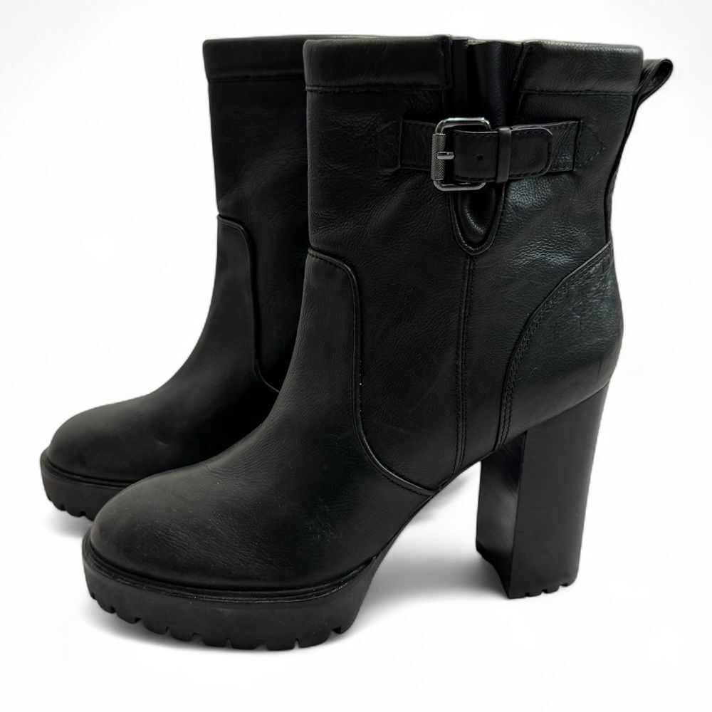 Veronica Beard's Hannigan Leather Buckle Heeled Ankle Booties Size 9.5 Black